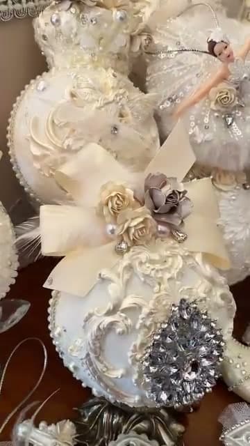 Как украсить ёлку в стиле Lavish: пошаговый гид